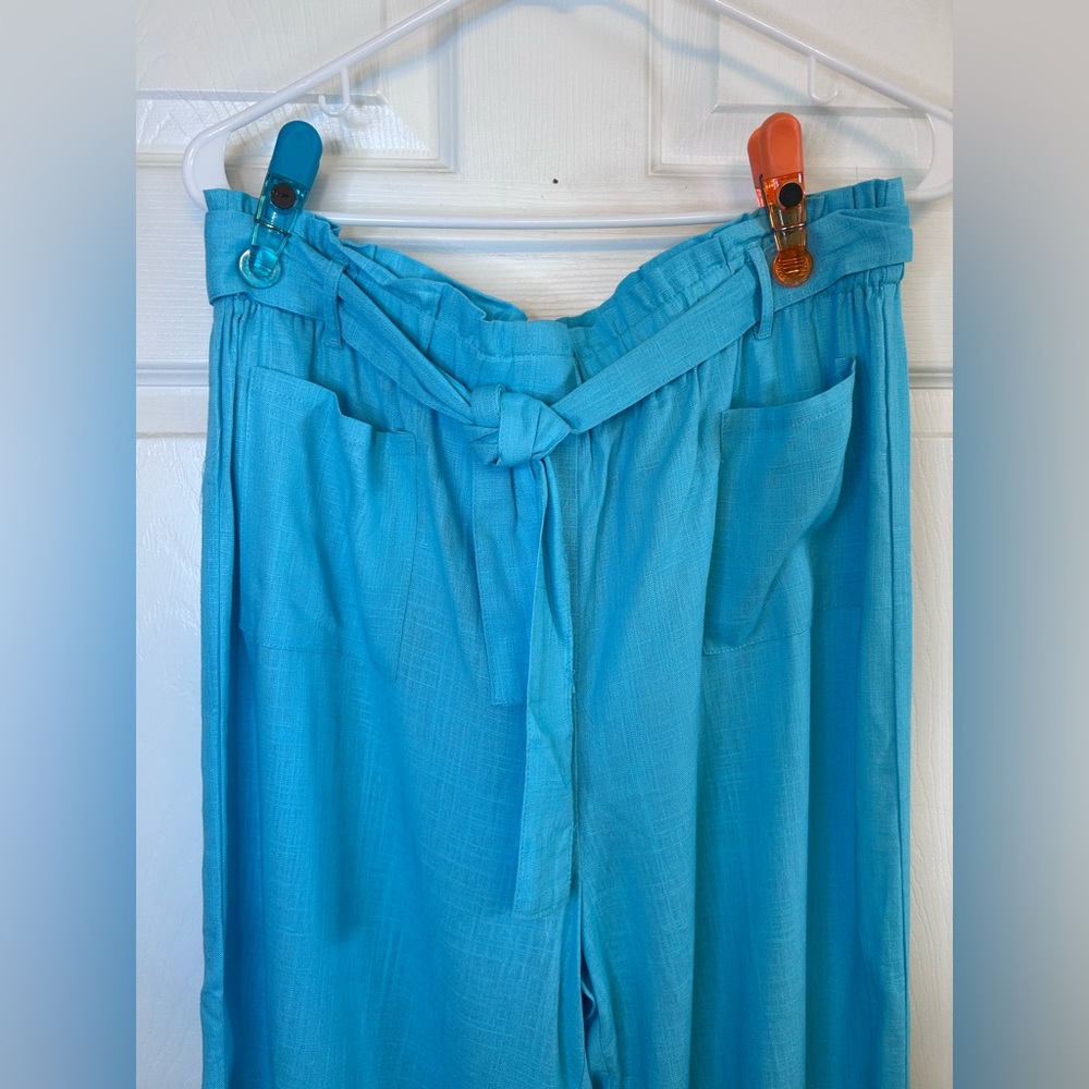 Ruby Rd. Turquoise Linen Wide Leg Capris - Picture 2 of 4